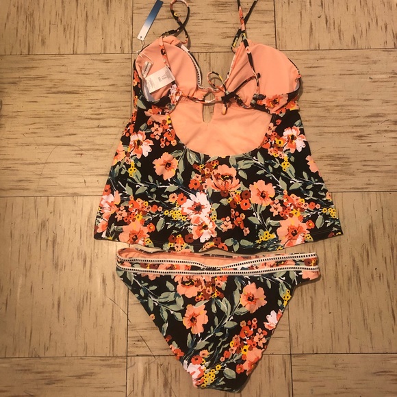 Lucky Brand Separates Swimsuit ( Top& Bottom) - Picture 7 of 8